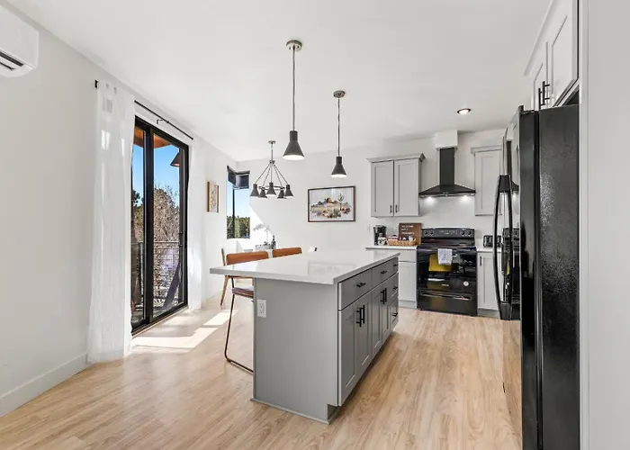 Quiet Family Getaway - 2 Kings, Pet Friendly Ferienhaus