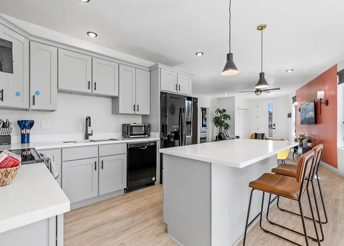 Quiet Family Getaway - 2 Kings, Pet Friendly Ferienhaus *