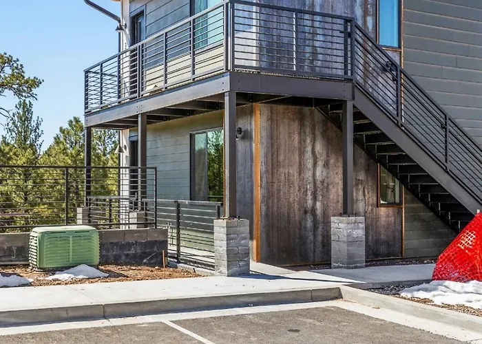 Quiet Family Getaway - 2 Kings, Pet Friendly *